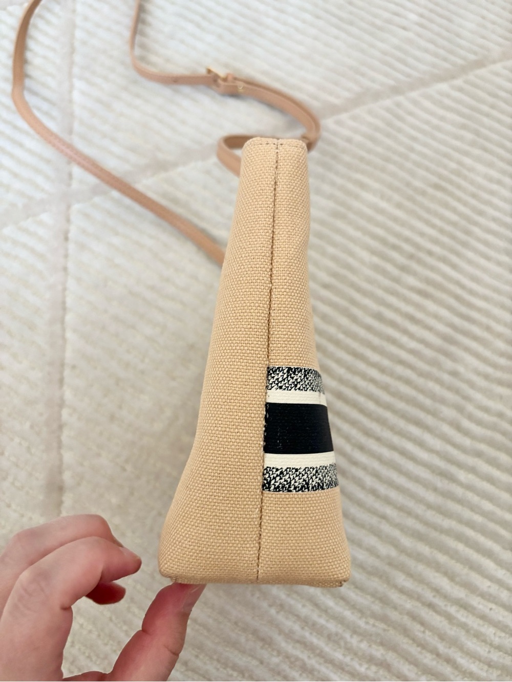 Up-cycled CD bag w/ straps - Picture 7 of 13